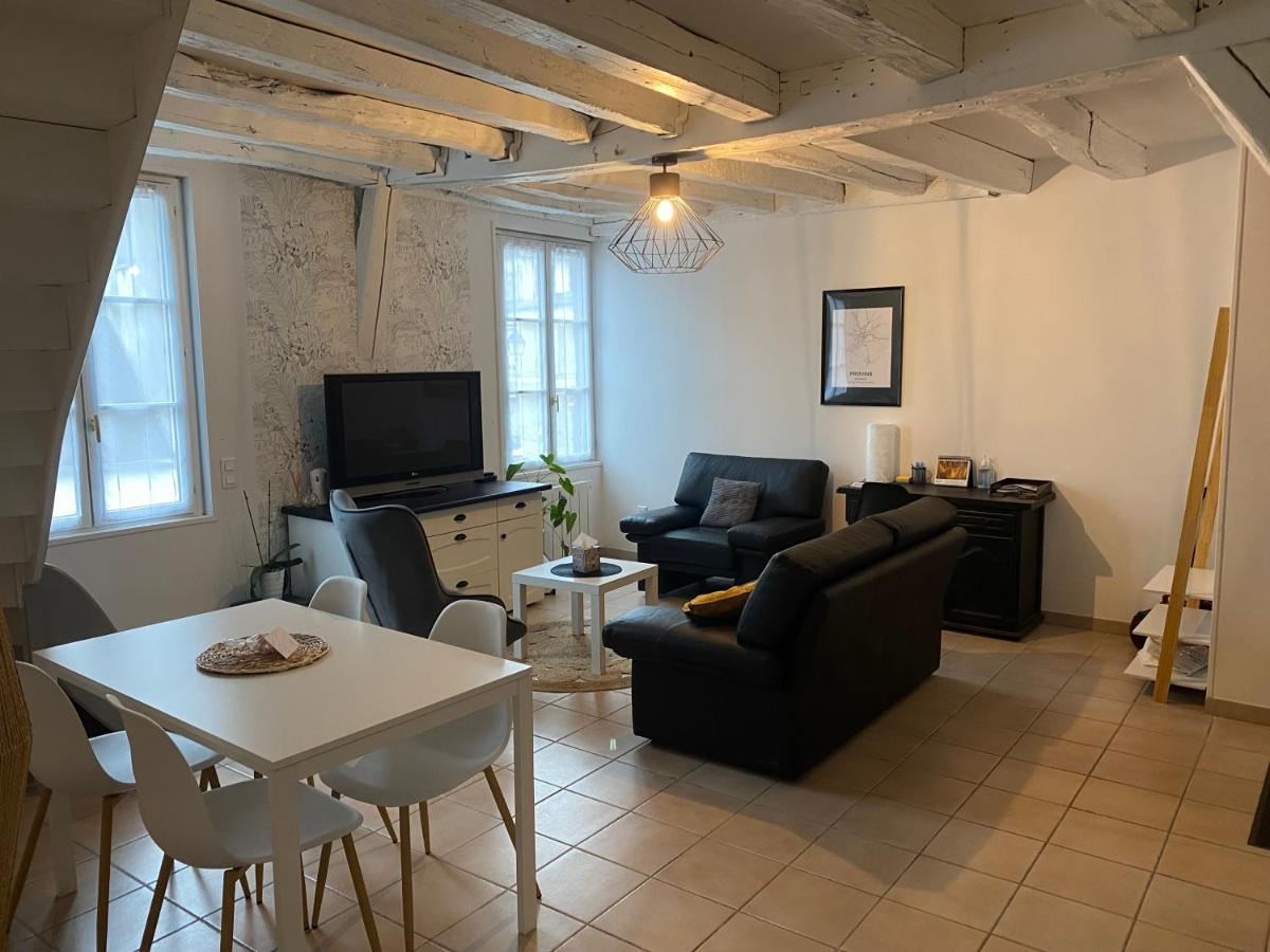 Le Marais Vous - Duplex En Centre-Ville. 프로뱅 외부 사진